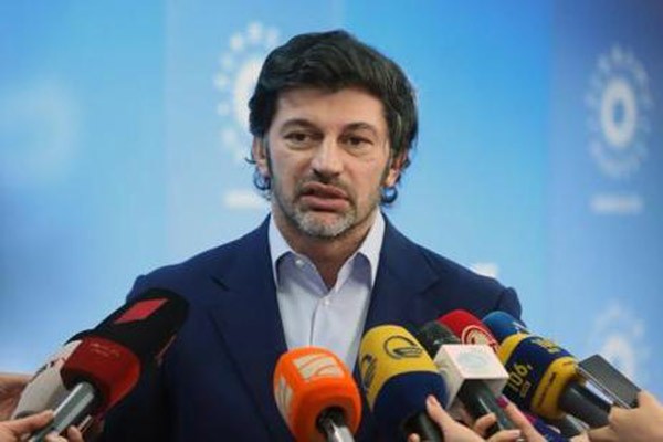 „ადამიანის დაჭერა არავის უხარია, ვნახეთ კადრები როგორ ურტყამდა კირკიტაძე პოლიციელს