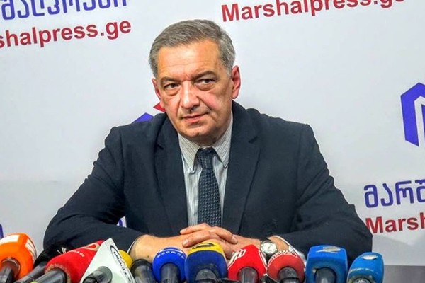 გიდასტურებთ, რომ იყო საუბარი ეკა ბესელიასთვის ღირსეული პოზიციის შეთავაზებაზე