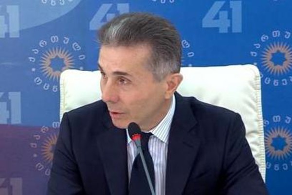“განაწყენებული ივანიშვილი, რომელსაც ახირებები ვერ შეუსრულეს, ყველას თავის ადგილს მიუჩენს