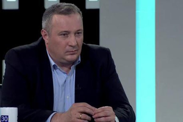 „მსჯელობა გაგრძელდება ხვალ“ - რა ხდებოდა „ოცნების“ დახურულ შეხვედრაზე