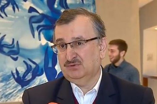 “ნუ ეშინია პრემიერს ბიძინა ივანიშვილის, გადავიდეს ავლაბრის სასახლეში”- რომან გოცირიძე