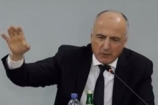 თიბისის თანადამფუძნებელი ბადრი ჯაფარიძე შექმნილ სიტუაციასთან დაკავშირებით განცხადებას აკეთებს