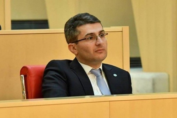 გედევან ფოფხაძემ ფრაქციის დატოვების შესახებ განცხადებით მომმართა