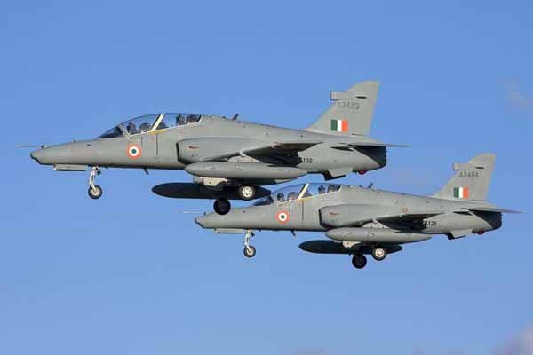 პაკისტანმა ორი ინდური სამხედრო თვითმფრინავი ჩამოაგდო