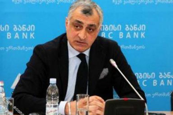 სკანდალი- მუქარის წერილი მაღალჩინოსნისგან: 