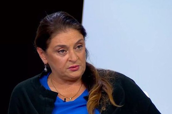 გამიგია ალენ დელონის წერილი რომი შნაიდერს, მაგრამ გახარიას წერილი ხაზარაძეს? (არ გამიგია) – ხათუნა ხოფერია