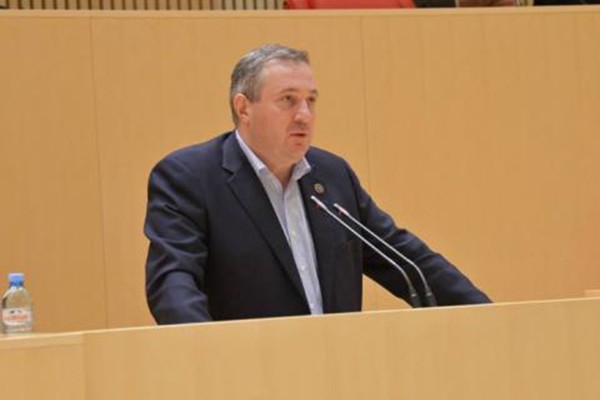 არავინ არაფრის გაძვირებას აპირებს... ჩემი განცხადება მხოლოდ რეკომენდაცია იყო