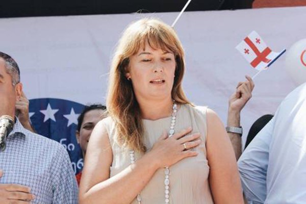 შუალედურ არჩევნებზე ზუგდიდის მერობის კანდიდატად „ნაცმოძრაობამ“ შესაძლოა სანდრა რულოვსი წარადგინოს