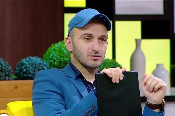 “ეს ამბავი მეგობრებს გაუზიარეთ, მონიშნეთ, გამოიწვიეთ…”