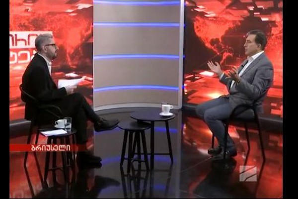 “ალმოდოვარის პერსონაჟივით საუბრობდა… თუ კარგად დაუკვირდები, მოსაზრება სწრაფად შეცვალა…”