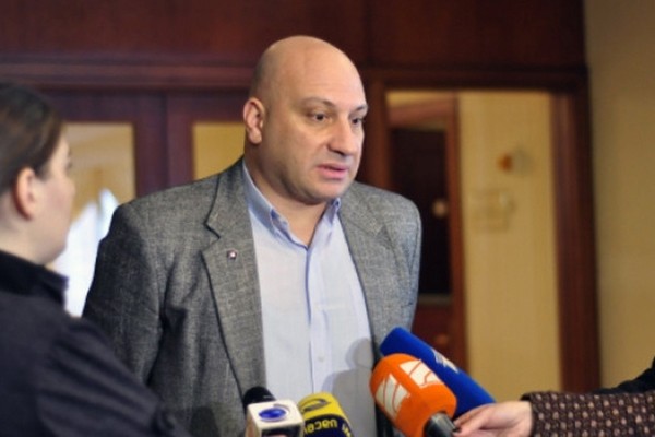 ბრიტანეთი თუ გადის ევროკავშირიდან, ეს არ ნიშნავს, რომ ევროკავშირი ახალ წევრებს მიიღებს