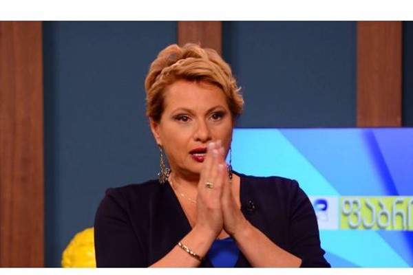 “გულზე ხელი დაიდეთ და თქვით…”