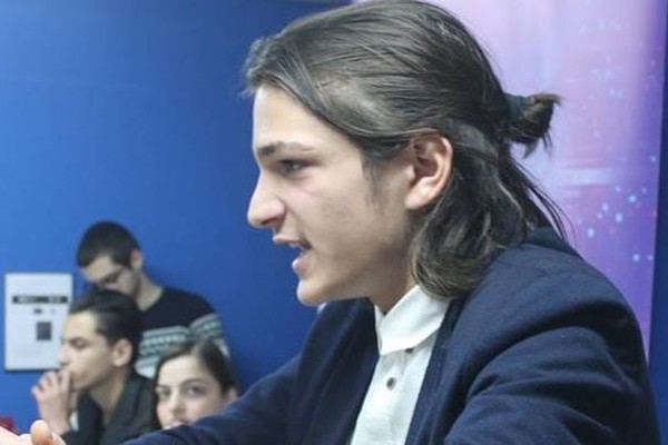 ,,დიახ, ბევრი აქცია იქნება, ბევრი! კიდევ ბევრს ითმენს ხალხი თქვე მართლა “დედამო$%ნულო სვავებო…”