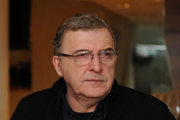 როცა ამას აკეთებ, ან უტვინო ხარ, ან მტერი