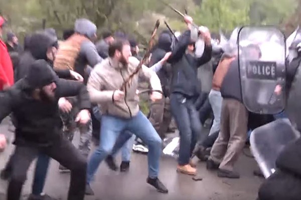 ოღონდ არ დამხვრიტოთო და ქათმის ხორცსაც აღარ შევჭამო – ეხლა ქისტს და ჩეჩენს თუ ვერ არჩევთ, რუსეთის და საქართველოს მოქალაქეს თუ ვერ ანსხვავებთ პრობლემა სხვა რამეშია