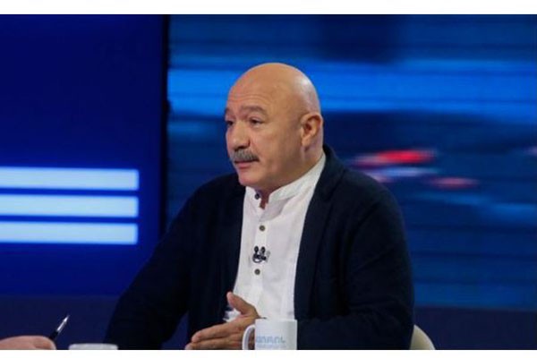 “ცნობისთვის! სრულიად უკიდეგანო ფანტაზიის სფეროდან დასმულ სატელეფონო შეკითხვას, არა ერთი სიტყვით ვუპასუხე…”