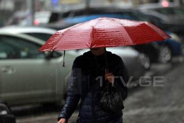 მომდევნო დღეები წვიმიანი იქნება, თუმცა ტემპერატურა არ დაეცემა