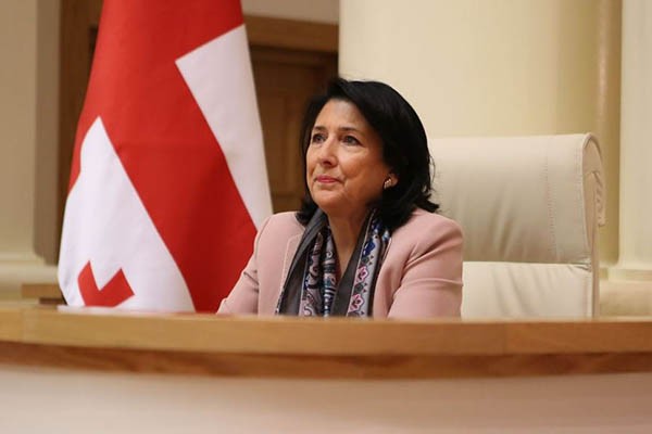 “რუსეთთან ვერ გვექნება დიმპლომატიური ურთიერთობა, სანამ არ გვაჩვენებენ, რომ მზად არიან ძალისმიერი მეთოდის გარდა სხვა ფორმით იურთიერთოს”
