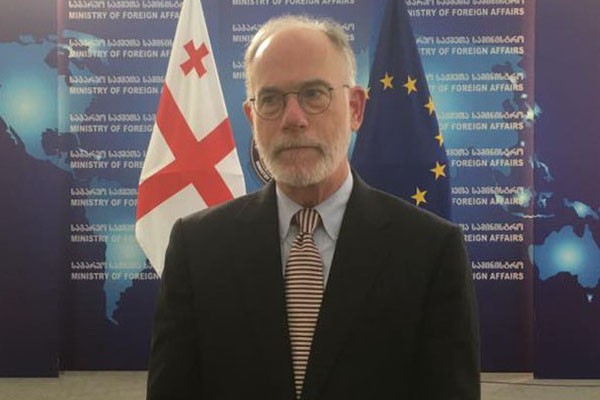 ჩვენს ქვეყნებს შორის არის ძალიან ძლიერი კავშირი