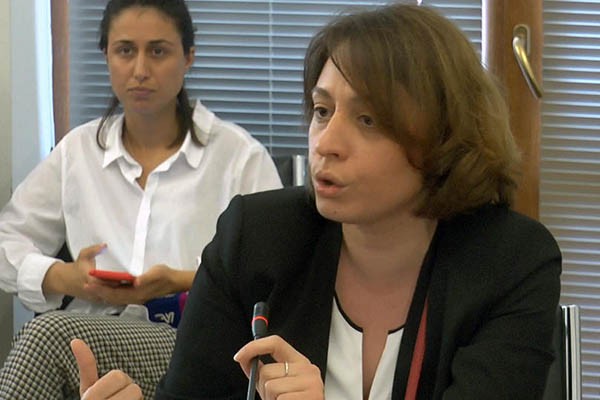 სოცმუშაკებისგან მოვისმინეთ, რომ როგორც კი ყურადღებას მიეფარა მათი საკითხი, მანქანები წაართვეს, ან გაფუჭებული მანქანები გაუგზავნეს