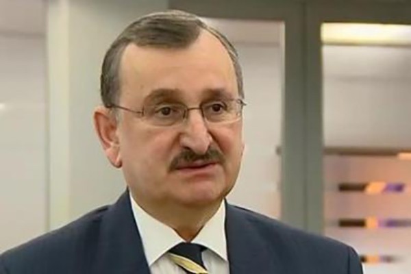 რომან გოცირიძე კავკასიის მაღალ მთაზე მიჯაჭვული ამირანის დღის დაწესებას ითხოვს