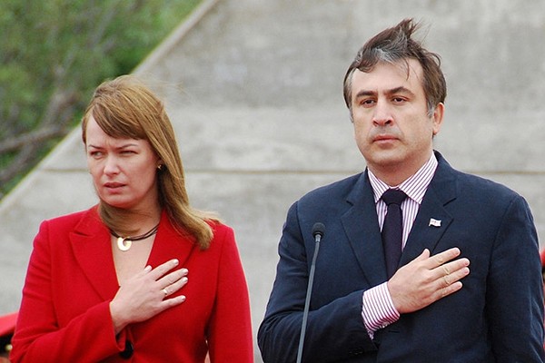 მიშა უკრაინაში გმირულად ბრუნდება და რამდენიმე კვირის ამბავია, სანამ საქართველოშიც ღირსეულად დაბრუნდება