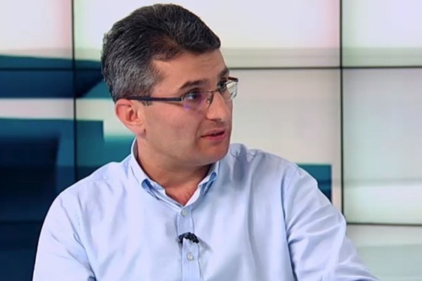 გარემოს დაცვის ან ქონების მართვის ნებართვის შემთხვევაში, მთავრობა საქმის კურსში იქნებოდა