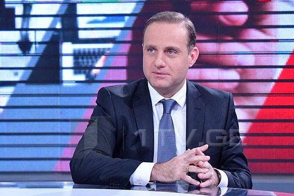 ქვეყანაში გადაწყვეტილებებს ერთი კაცი აღარ იღებს და ბიზნესს ხელისუფლების ყველა შტოსთან უწევს კომუნიკაცია