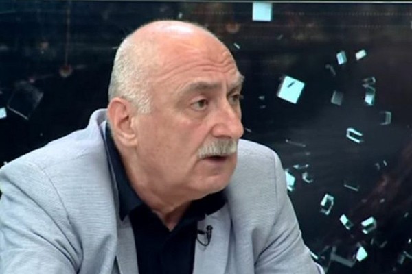 ლადო კახაძე: ბოდიშს მოვუხდი მაყურებელს, რადგან ამ დებატებში მონაწილეობით „ნაციონალური მოძრაობის“ გათეთრებაში ვიღებ მონაწილეობას