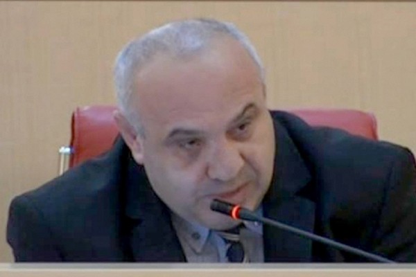 კობა ლურსმანაშვილი: . უსინდისობა იმის  წარმოჩენა,  რომ პრემიერი შეიძლება მიკერძოებული იყოს საკუთარი სოფლის მიმართ  და გულგრილი იყოს მიდებარე სოფლის მიმართ