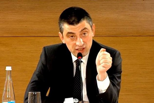 ჩემი ზოგიერთი კოლეგის გასაგონად, განსაკუთრებით “რუსთავი ორელების” – ორი გვამი საიდან აღმოჩნდა მაღაზიის სახურავზე?