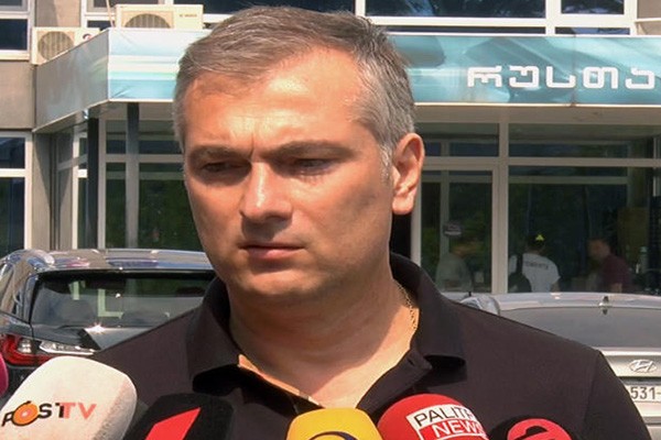 თუ გაქვთ კითხვები ხელისუფლებასთან, შეკითხვებით მიმართეთ მას