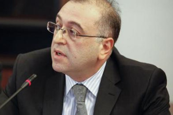 ეროვნული ბანკის პრეზიდენტი ლარის კურსთან დაკავშირებით - დღეს საქართველო საგარეო შოკს გადის