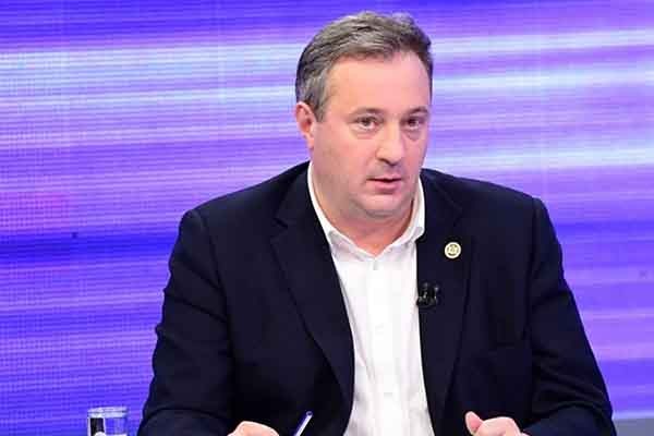 სააკაშვილის მიმდევრები ორგანიზებულად „აბულინგებენ“ ნებისმიერ ადამიანს, რომელიც გაბედავს და გადაუხვევს აგვისტოს ომის ისტორიის ნაციონალების მიერ შეკოწიწებულ ვერსიას