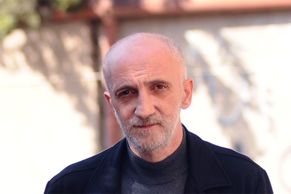 არაფერს წარმოადგენენ, ყველა პაიკია