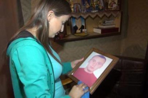 „თქვენმა რეჟიმმა მომიკლა ძმა, შემდეგ კი მამა“ - ვინ არის გოგო, რომელმაც „ნაციონალურ მოძრაობას“ მიმართა