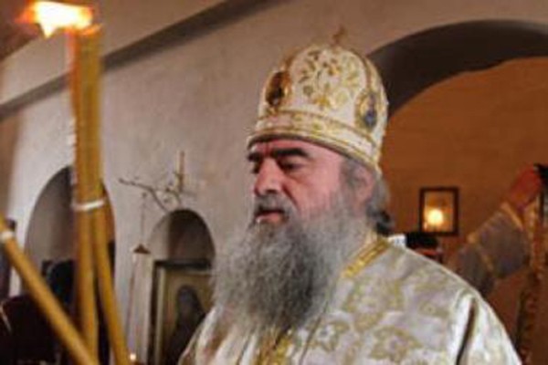 მეუფე იობი:  მეუფე პეტრეს მხარდაჭერა და თანადგომა სჭირდება