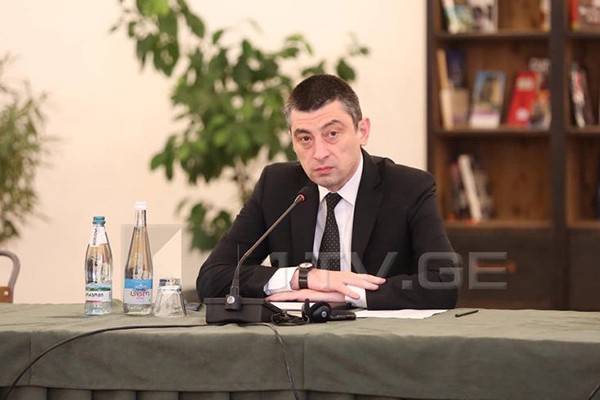 გიორგი გახარია:  ფასეულობების დონეზე, რასაც აკეთებენ პედაგოგები, მედიკოსები, პოლიციელები, განსაკუთრებით გორში, როდესაც საოკუპაციო ხაზთან ვდგავართ, აქვს კრიტიკული მნიშვნელობა