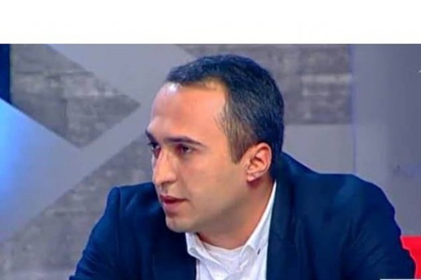 სანამ სააკაშვილი და მისი ოჯახის (თემურ ალასანიათი) წევრები არ ჩასხდებიან ციხეში არ დაწყნარდება ეს ქვეყანა.