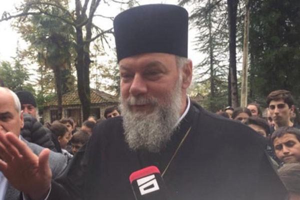 მეუფე პეტრე ითხოვს, რომ წმინდა სინოდის სხდომები პირდაპირ ეთერში გადაიცემოდეს