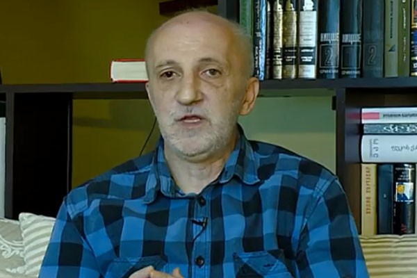 ხუხაშვილი: ბიძინა განიცდის მწვავე ნოსტალგიას იმ დროზე, როდესაც ყველას უყვარდა
