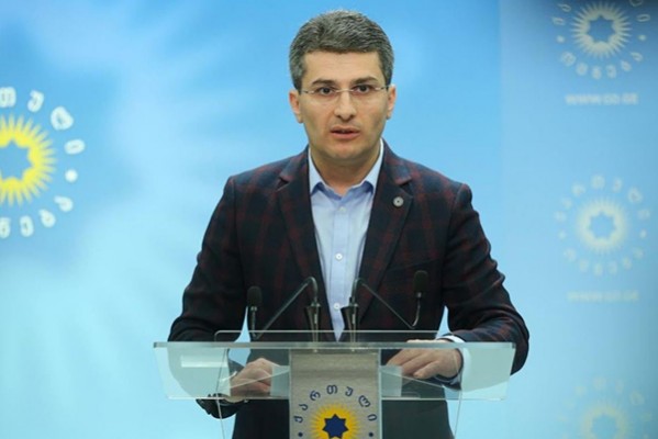 მამუკა მდინარაძე: ვიდრე დავით უსუფაშვილი კომპიუტერში აწკაპუნებდა და კალამი ეჭირა, ჩვენ, ჩავატარეთ ძალიან სერიოზული საკონტიტუციო რეფორმა