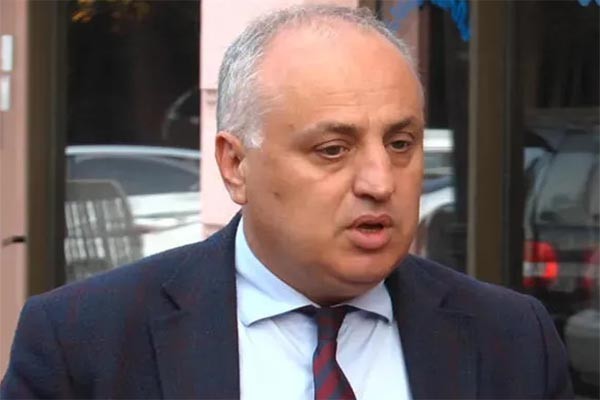 დიმიტრი ხუნდაძის ინფორმაციით, ბიძინა ივანიშვილისა და მაჟორიტარების შეხვედრაზე „პრინციპულ საკითხებთან დაკავშირებით შეთანხმდნენ“