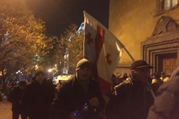 გიორგი ვაშაძე: მოგიწოდებთ, პარლამენტის პიკეტირება დავიწყოთ