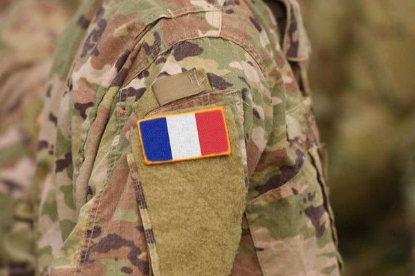 მალიში ვერტმფრენის ჩამოვარდნას 13 ფრანგი ჯარისკაცი ემსხვერპლა