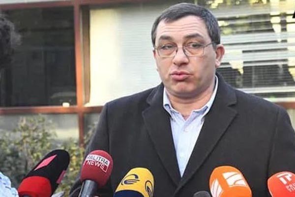 ბოკერია ივანიშვილს: 