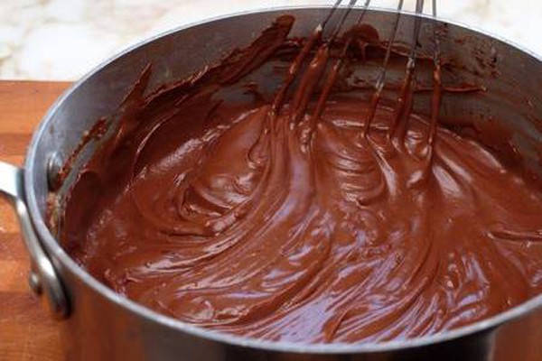 შოკოლადის კრემის ყველაზე მარტივი რეცეპტი