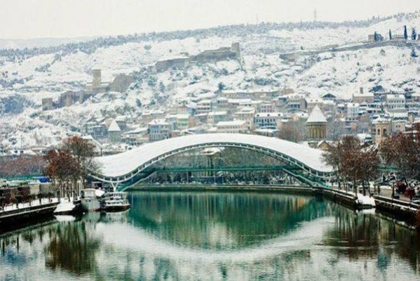თოვლ-ჭყაპი და ნისლი - როგორი ამინდი იქნება დღეს საქართველოში
