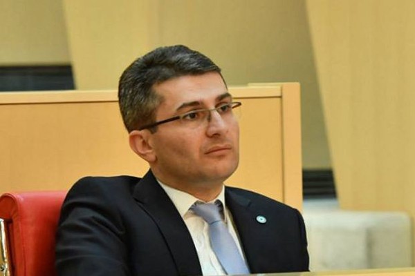 მამუკა მდინარაძე: ნაცმოძრაობას აშინებს სიმართლე და „ქართული ოცნების” ლობისტებიც ამ კონტექსტში აშინებთ“