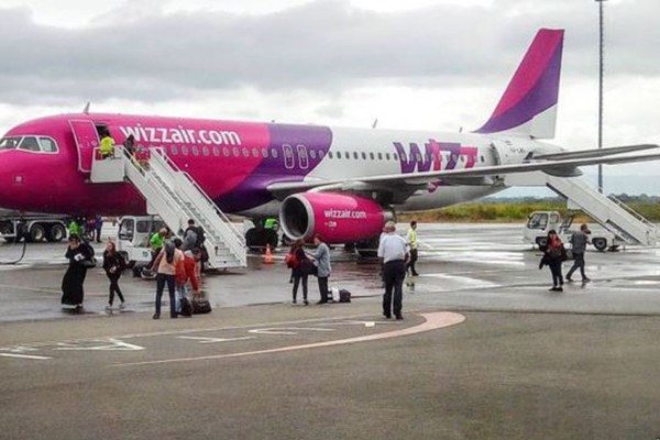 „Wizz Air“-მა იტალიის მიმართულებით ყველა რეისი გააუქმა